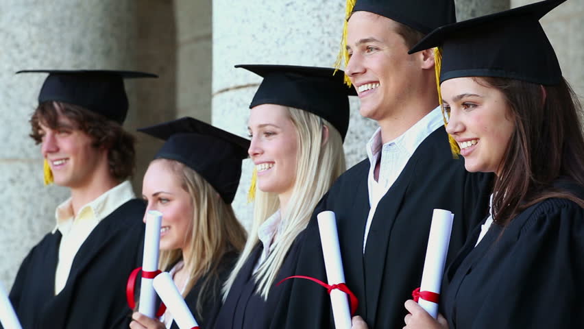 5 Bidang Pengajian Paling Mudah Dapat Kerja Buat Graduan