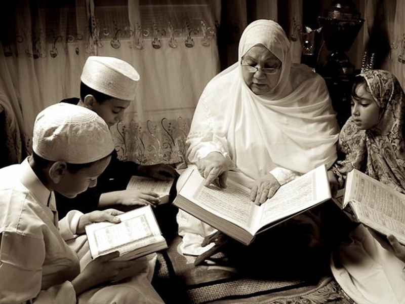 ibu-anak-mengaji-