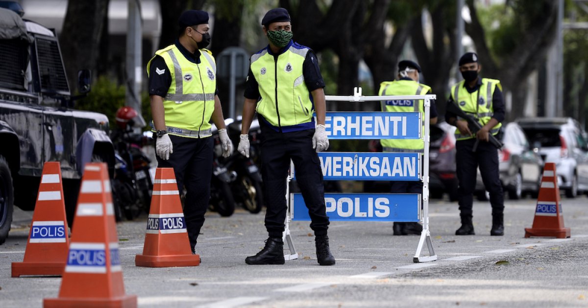 Frontliner: Berapa Gaji Mereka Dibandingkan Dengan Pengorbanan Yang Dilakukan?