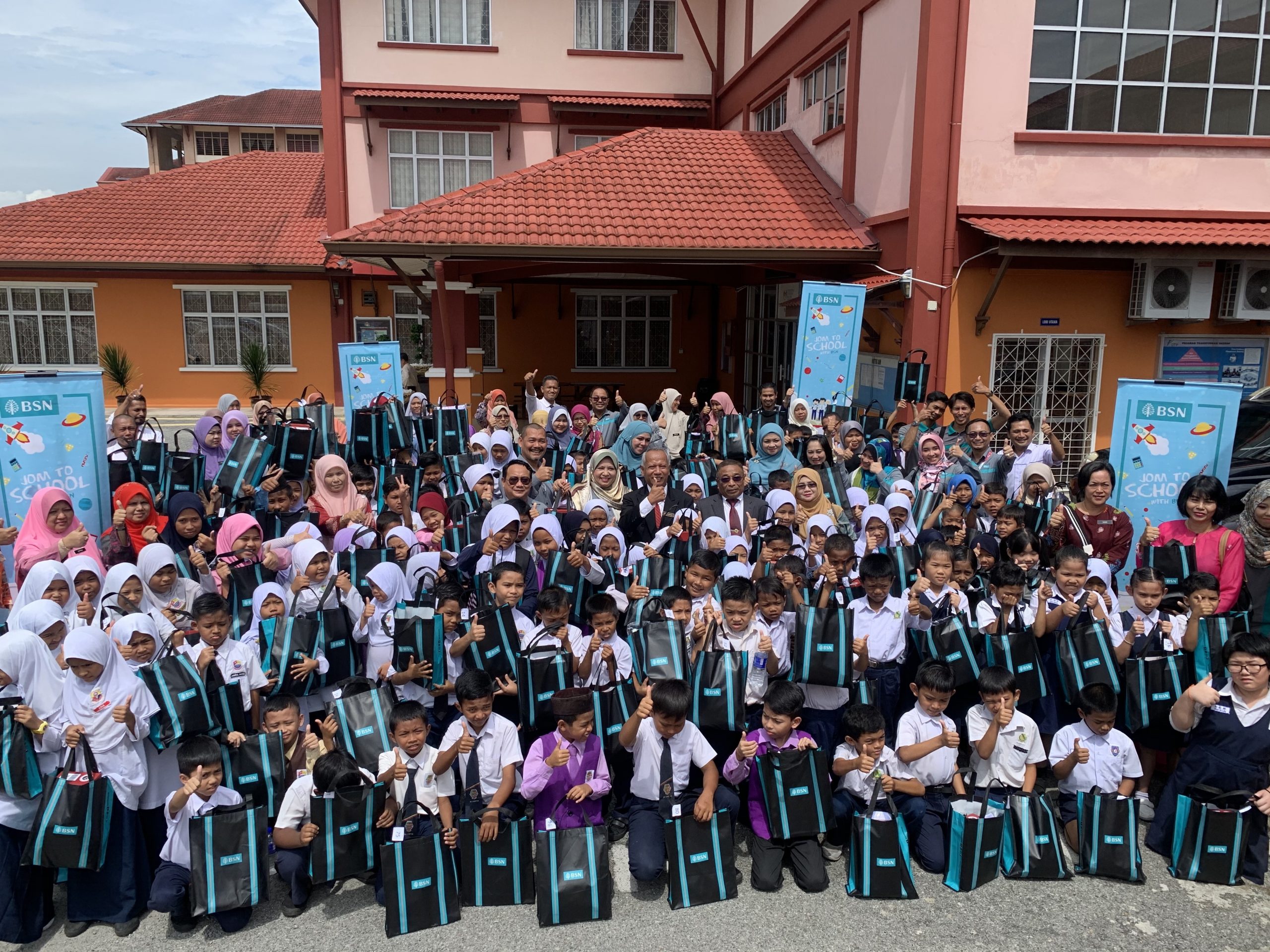 Bantuan Cermin Mata Percuma BSN Untuk Pelajar Golongan B40