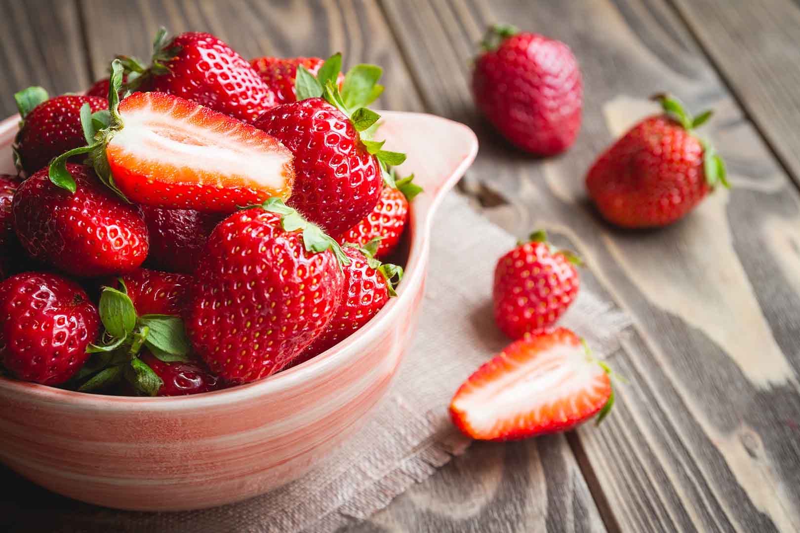 Susu Strawberi Korea Dengan Jeli. Sedap & Fresh, Ini Cara Buatnya Untuk Minum Waktu Berbuka